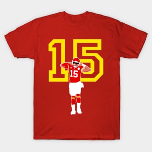 Patrick mahomes 15 flexing - kc chiefs T-Shirt